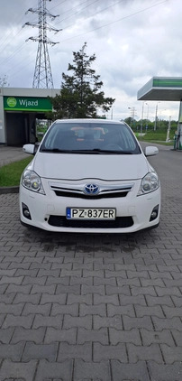 Toyota Auris cena 29000 przebieg: 250000, rok produkcji 2011 z Gdańsk małe 56